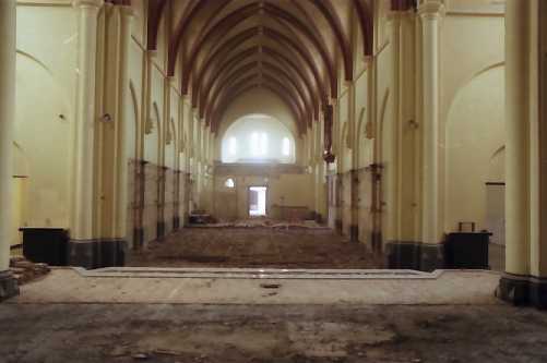 déshabillage de l' église
